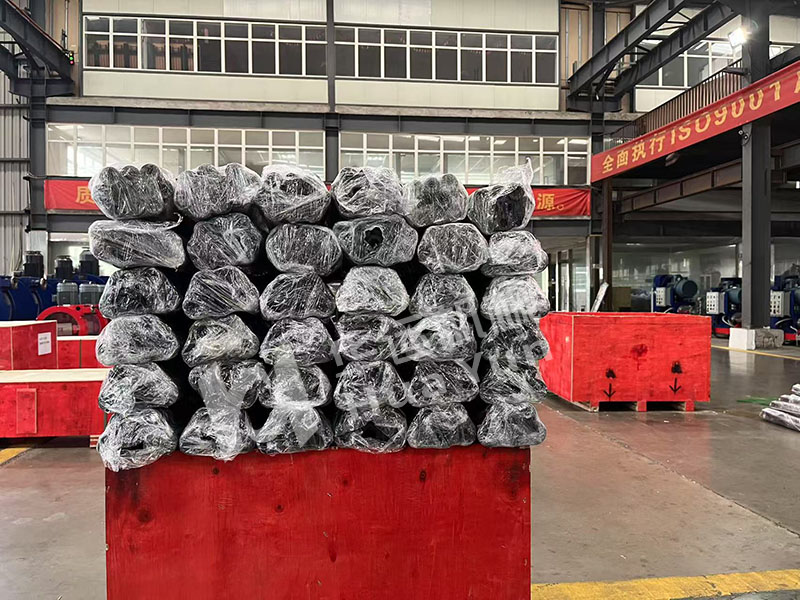 华运机械一批软管泵定制软管生产完毕，彰显专业制造实力